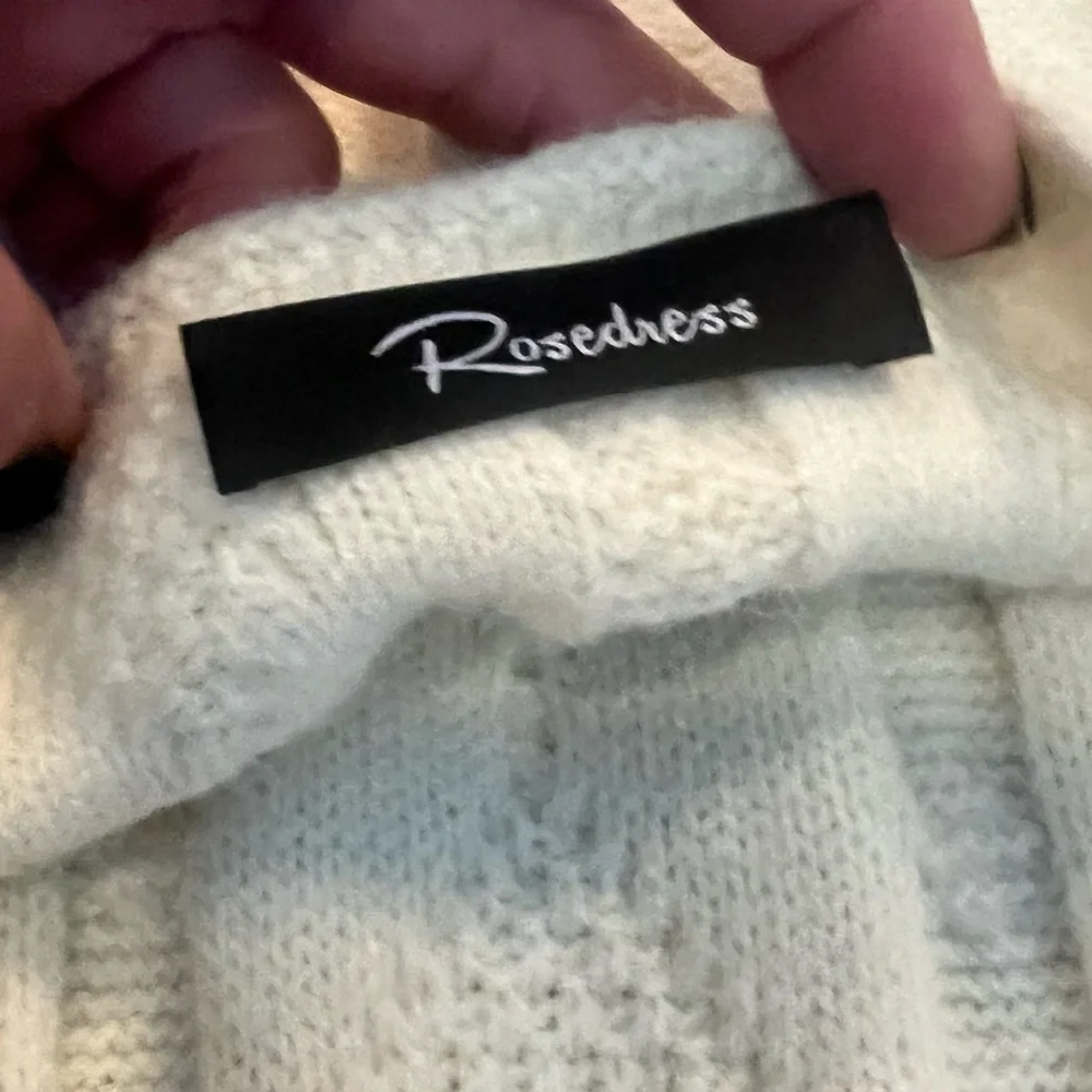 Beautiful backless knit dress by Rosedness size small​​​​​ - Picture 5 of 6